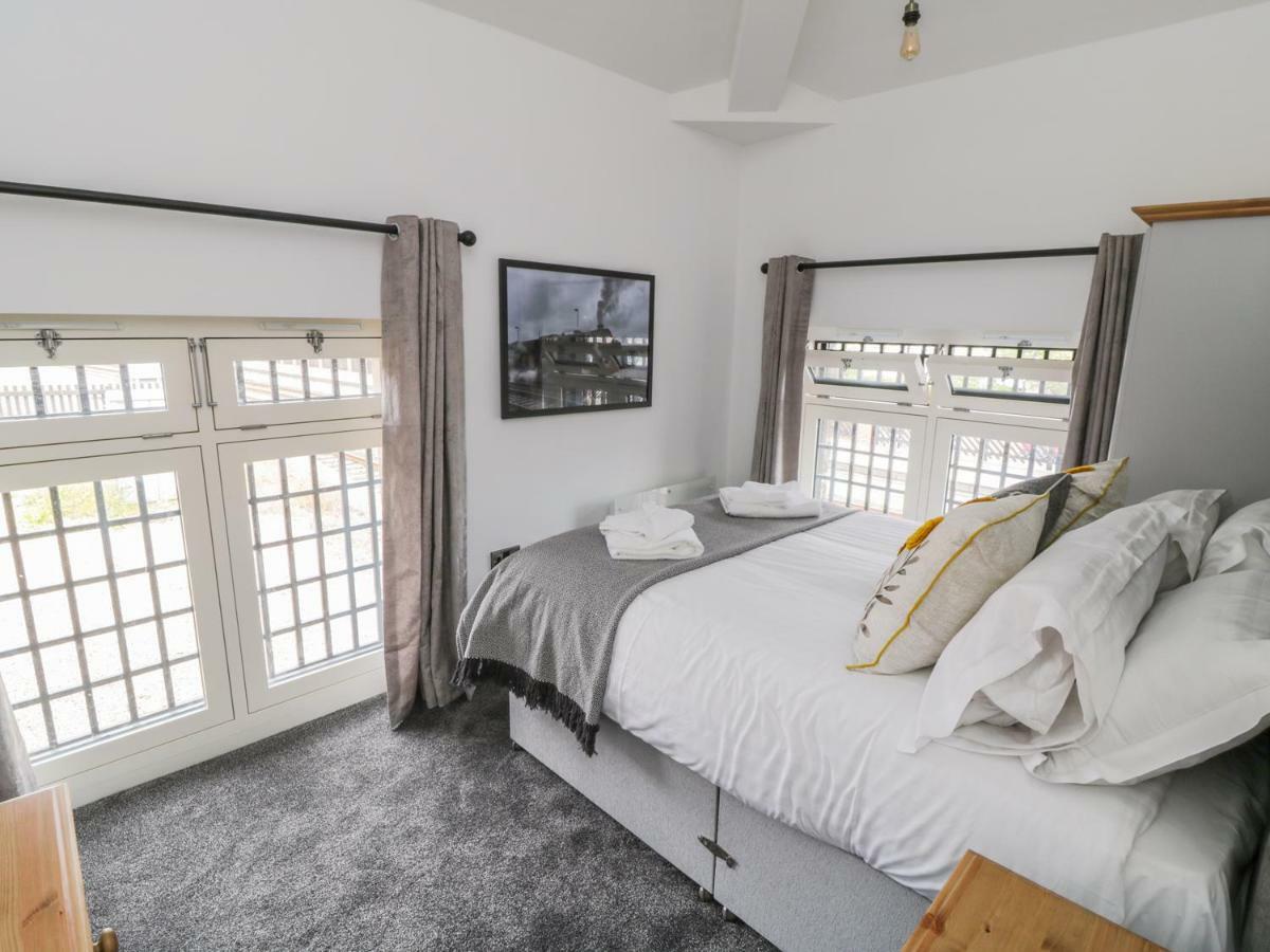 Evening Star Engine Shed Apartment วิทบี ภายนอก รูปภาพ