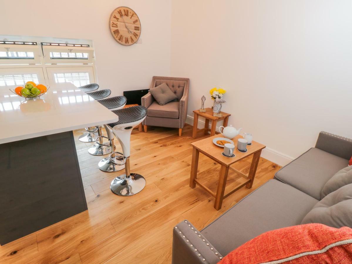 Evening Star Engine Shed Apartment วิทบี ภายนอก รูปภาพ