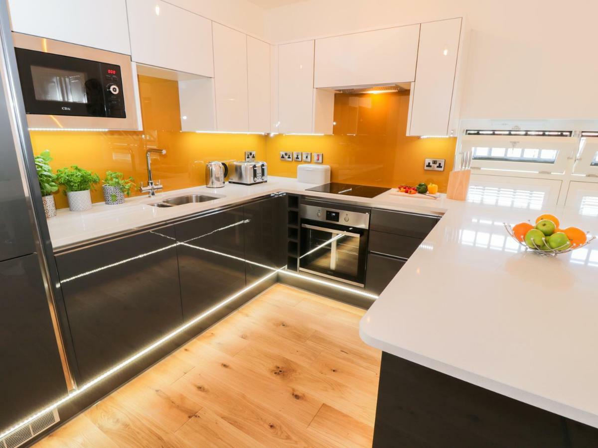 Evening Star Engine Shed Apartment วิทบี ภายนอก รูปภาพ