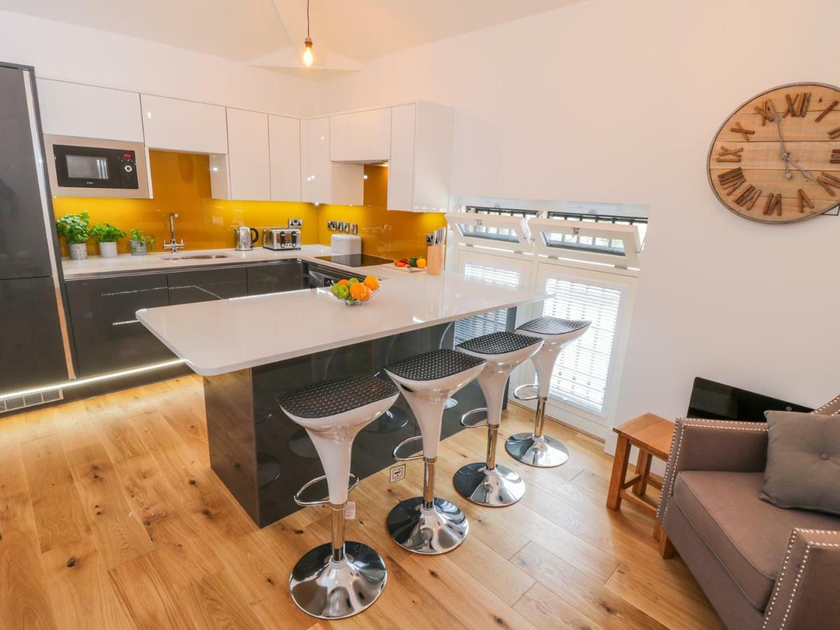 Evening Star Engine Shed Apartment วิทบี ภายนอก รูปภาพ